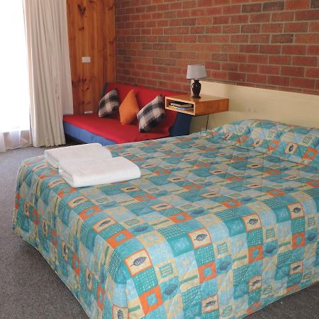 Tooleybuc Country Roads Motor Inn Zewnętrze zdjęcie