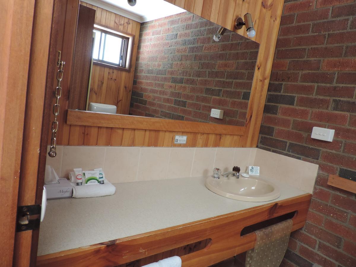 Tooleybuc Country Roads Motor Inn Zewnętrze zdjęcie